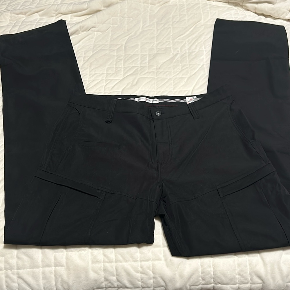 Marvin Sports NWOT cargo pants size 34 long in excellent new condition